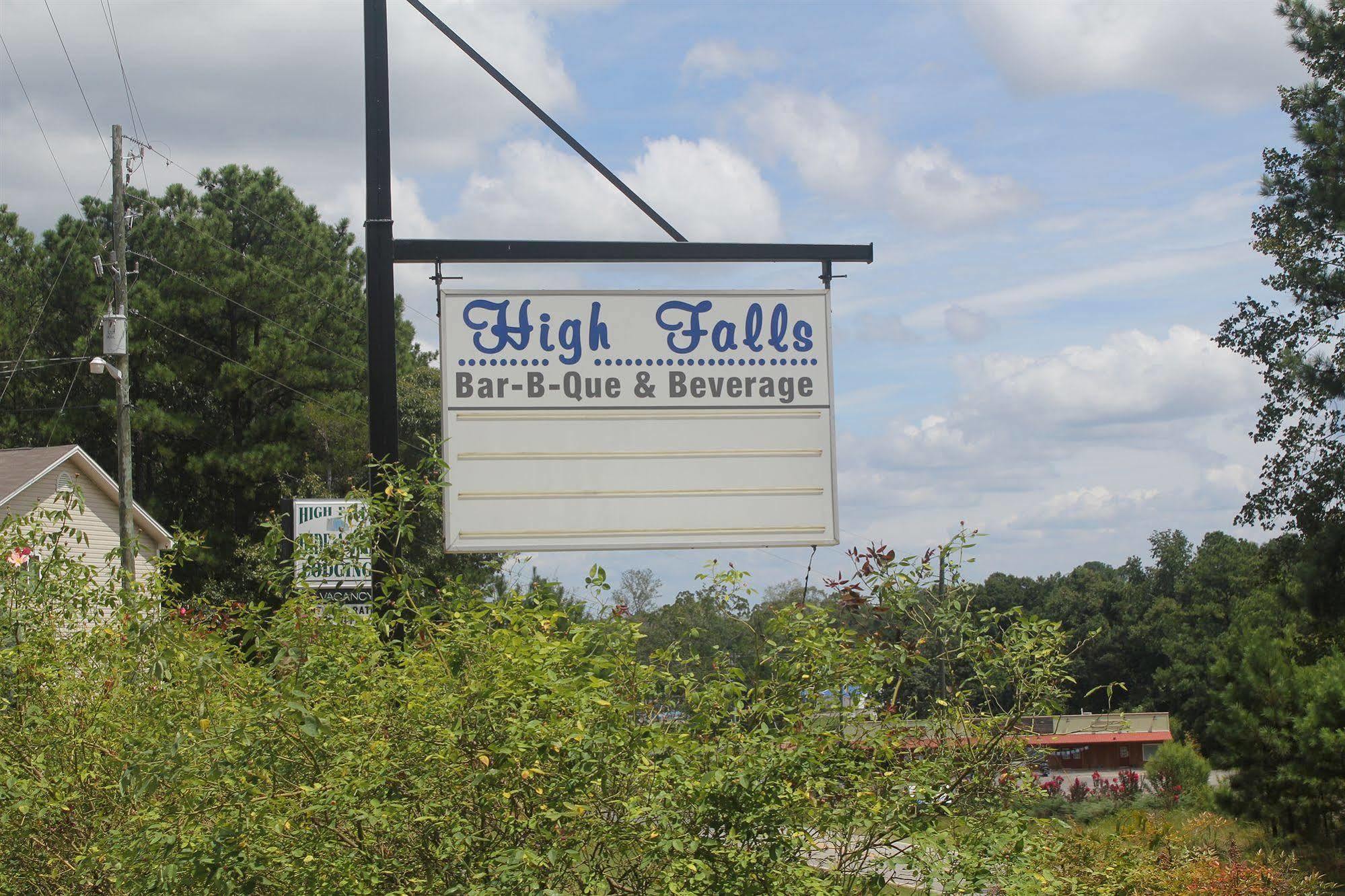 High Falls Inn & Suites Exterior foto